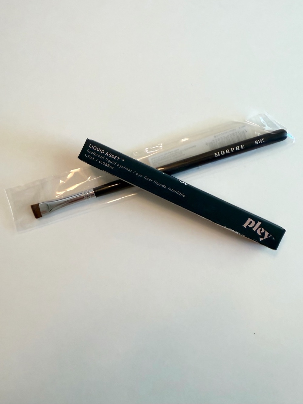 Pley Beauty Liquid Asset Foolproof Liquid Eyeliner & Morphe Angled Liner Brush